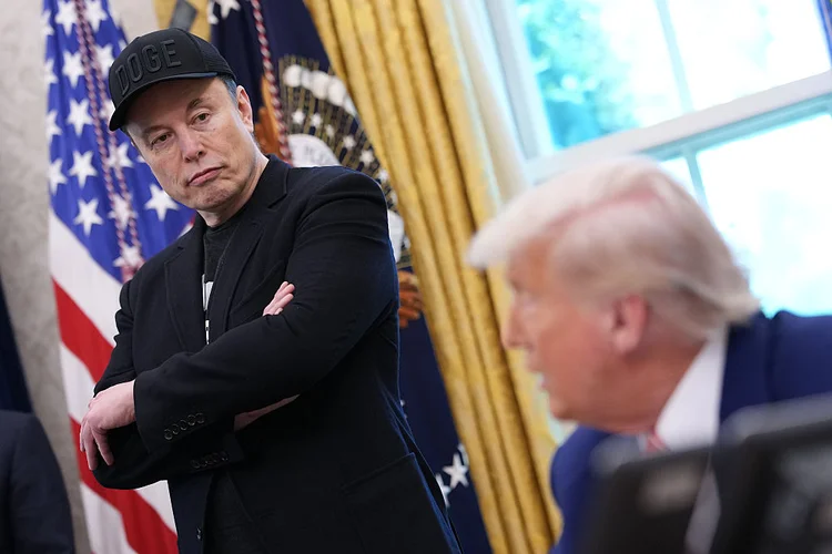 Assessores de Trump cogitaram encerrar contratos com a SpaceX, de Musk, diz jornal
